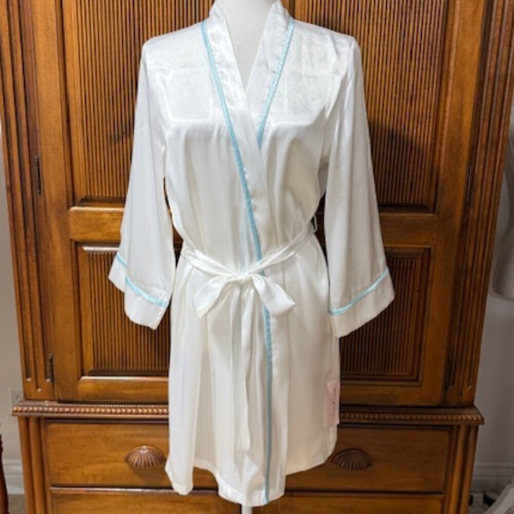 Linea Donatella The Bride Short Satin Wrap Robe w/ Blue Trim Size S/M